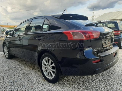 MITSUBISHI LANCER Sportback 1.6 Invite