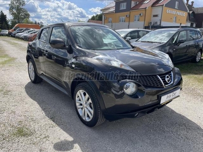 NISSAN JUKE 1.6 Tekna Sérülésmentes! Vezetett szervízkönyv! Navi! Tempomat! Állófűtés!