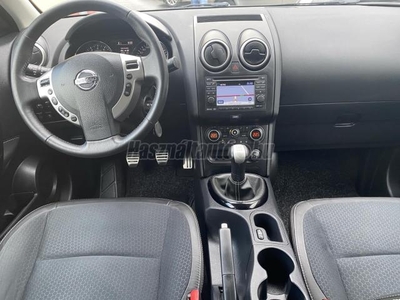 NISSAN QASHQAI 1.6 Tekna NAVI. 360-KAMERA. PANORÁMATETŐ