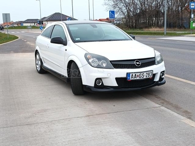 OPEL ASTRA H OPC - GTC / Race Camp Edition