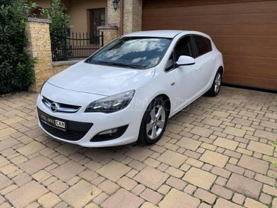 OPEL ASTRA J 1.4 Selection Csak 89532 km!!! Első tulajdonos!!! Sérülésmentes gyári fényezés!!!