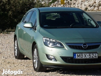 Opel Astra-J 2.0 CDTI