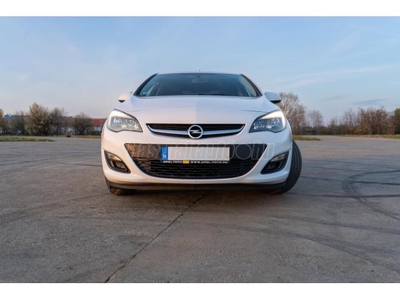 OPEL ASTRA J Sedan 1.6 Enjoy EURO6