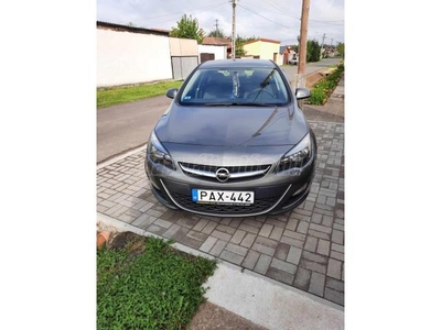 OPEL ASTRA J Sedan1.6 116 LE