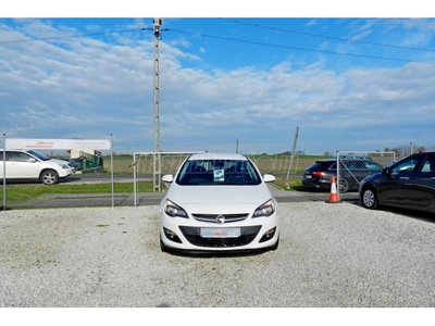 OPEL ASTRA J Sports Tourer 1.6 CDTI Start-Stop Enjoy Navi.D klíma.Parkradar.Ülés és kormányfütés.Tempomat.Szervizmúlt