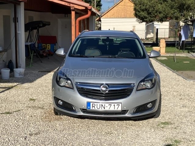 OPEL INSIGNIA Sports Tourer 2.0 CDTI AWD COUNTRY (Automata)