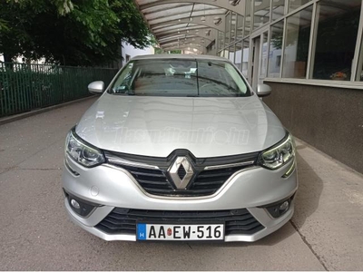 RENAULT MEGANE 1.5 Blue dCi Intens 1év GARANCIA-NAVIGÁCIÓ-CARPLAY-DIGIT MŰSZERFAL