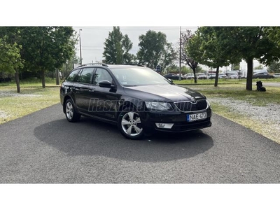 SKODA OCTAVIA Combi 1.6 CR TDI Elegance Navigáció! Első hátsó radar!