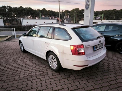 SKODA OCTAVIA Combi 2.0 CR TDI Ambition