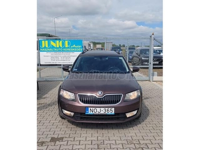 SKODA OCTAVIA Combi 2.0 CR TDI Style DSG Euro 6 ::MO.I::NAVIGÁCIÓ::2.TULAJ::ALUFELNI::