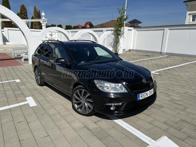 SKODA OCTAVIA Combi 2.0 TFSI RS LAKK FEKETE+260LE+ÜLÉS FŰTÉS+HOROG+BŐR