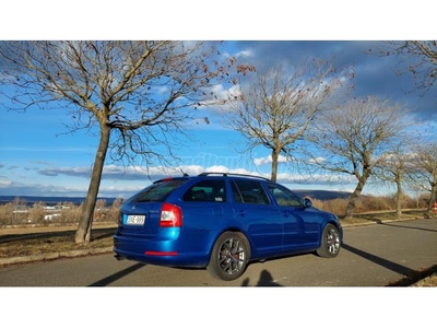 SKODA OCTAVIA Combi RS 2.0 CR TDI DSG DPF EU5