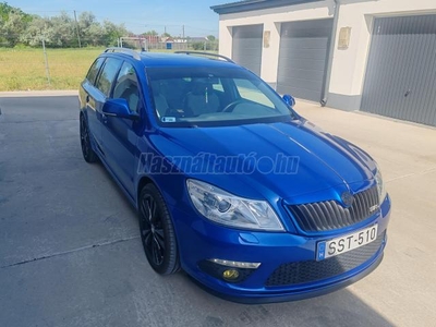 SKODA OCTAVIA Combi RS 2.0 CR TDI DSG DPF EU5 CANTON HIFI/ NAPFÉNYTETŐ/ NAVIGÁCIÓ/ F1 VÁLTÓ