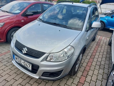 SUZUKI SX4 1.6 GLX CD AC Sérülésmetes4Téli-nyári kerekekkel!