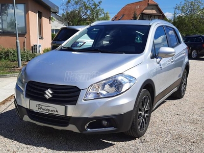 SUZUKI SX4 S-CROSS 1.6 DDiS GLX Kulcsnélküli rendszer Tempomat Digit klíma Alukerék Bőrkormány + Tetőcsomagtartó