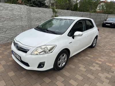 TOYOTA AURIS 1.8 HSD Sol (Automata)