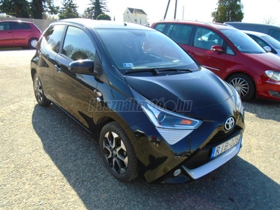 TOYOTA AYGO 1.0 x-treme 95.583 KM!!! + TÉLIGIMI GARNITÚRA!!!