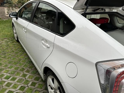 TOYOTA PRIUS 1.8 HSD Premium (Automata)