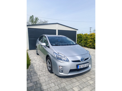 TOYOTA PRIUS 1.8 HSD Premium (Automata)