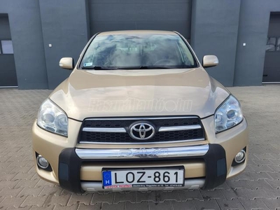 TOYOTA RAV 4 Rav4 2.2 D-4D 4x4 Executive MAGYARORSZÁGI!!!4X4!!!NAVIGÁCIÓ!!!TOLATÓKAMERA!!!