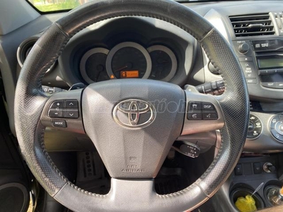 TOYOTA RAV 4 Rav4 2.2 DCAT Executive (Automata)