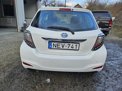 TOYOTA YARIS 1.5 HSD Active (Automata)