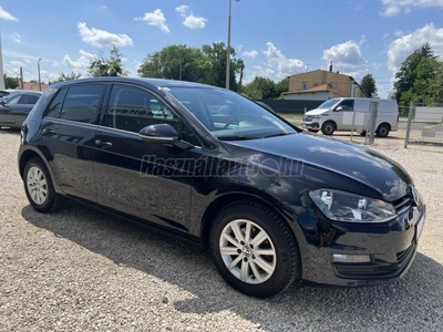 VOLKSWAGEN GOLF VII 1.2 TSI BMT Trendline