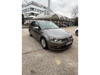 VOLKSWAGEN GOLF VII 1.2 TSI BMT Trendline DSG