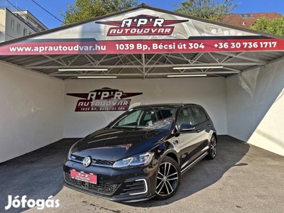 Volkswagen Golf VII 1.4 TSI GTE Plug-In-Hybrid...