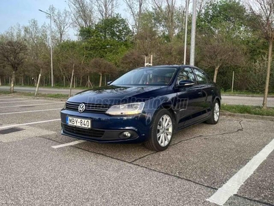 VOLKSWAGEN JETTA 1.4 TSI Comfortline