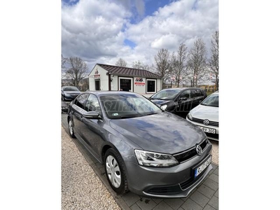 VOLKSWAGEN JETTA VI 1.4 TSI BMT Comfortline DSG AUTÓMATA VÁLTÓS BENZINES + HIBRID 1. TULAJ GAZDASÁGOS ÜZEMELTETÉS!