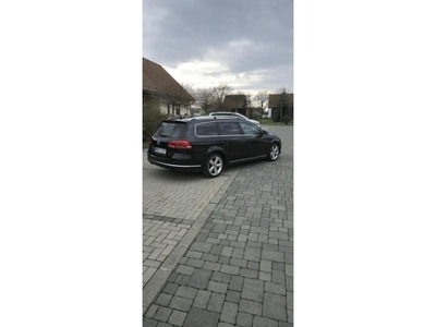 VOLKSWAGEN PASSAT VII Variant 2.0 CR TDI Highline BMT