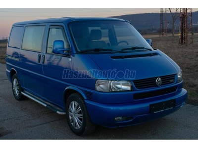 VOLKSWAGEN TRANSPORTER T4 Caravelle 2.5 TDI Plus