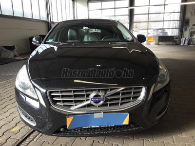 VOLVO V60 2.0 D [D3] Summum Geartronic 5 Henger - Napfénytető - Ülésfűtés - Garancia