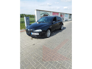 ALFA ROMEO 147 1.6 T. Spark Distinctive