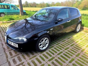 ALFA ROMEO 147 1.6 T. Spark Distinctive