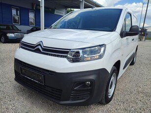 CITROEN BERLINGO 1.6 BlueHDi 100 Driver M (3 személyes ) Mo-i. végig vezetett szervizkönyv. tempomat