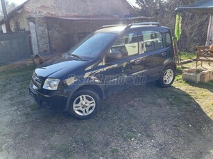 FIAT PANDA 1.3 Mjet 4x4 Climbing