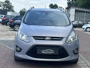 FORD C-MAX Grand1.6 TDCi Titanium [7 személy] GARANTÁLT 176.000.KM.SZERVIZKÖNYV.VIZSGALAP.2xDIGITKLÍMA.MEGKÍMÉLT!