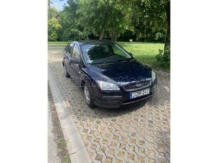 FORD FOCUS 1.4 Ambiente