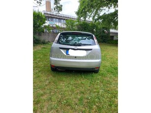 FORD FOCUS 1.4 Ambiente