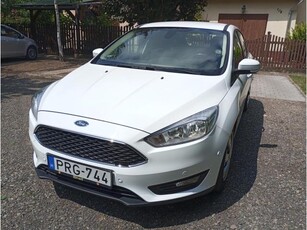 FORD FOCUS 1.5 TDCI Technology magyarországi szervizkönyves