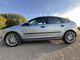 FORD FOCUS 1.6 Fresh