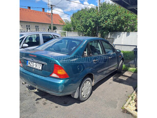 FORD FOCUS 1.6 Ghia