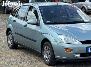 Ford Focus 1.6 Ghia