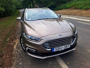 FORD MONDEO 2.0 FHEV Titanium eCVT