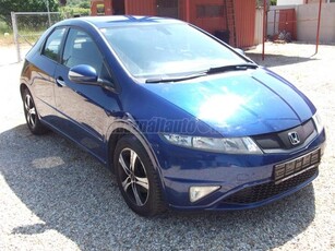 HONDA CIVIC 1.4 Sport 2-db gyári kulcs.Szervizkönyv.Tempomat.Digitklíma.Tolatóradar.Félbőrős.AUX.USB