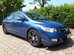 HONDA CIVIC 1.6 ES MAGYARORSZÁGI ! SÉRÜLÉSMENTES ! SZERVIZKÖNYV !!