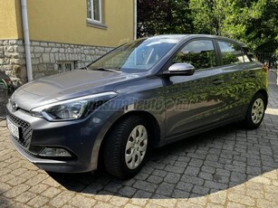 HYUNDAI I20 1.4i MPi Comfort (Automata)