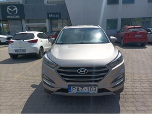 HYUNDAI TUCSON 1.6 T-GDi Premium 4WD DCT Automata Magyar 1 tulaj vezetett szervizkönyves téli kerék garnitúrával!